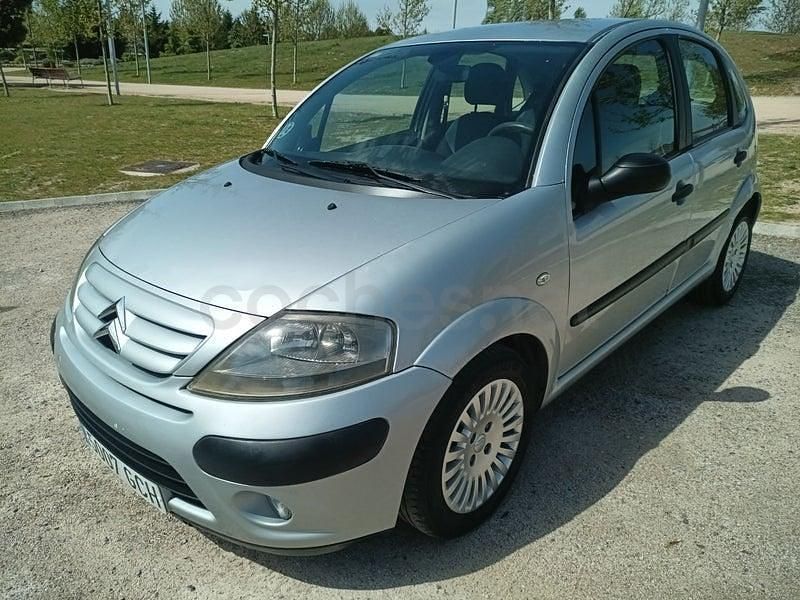 Usado Citroën C3 Exclusive 70 HP (51 kW) 2008 Cinzento Sedan