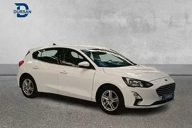 Usado Ford Focus Trend 95 CV (69 kW) 2021 Blanco Berlina
