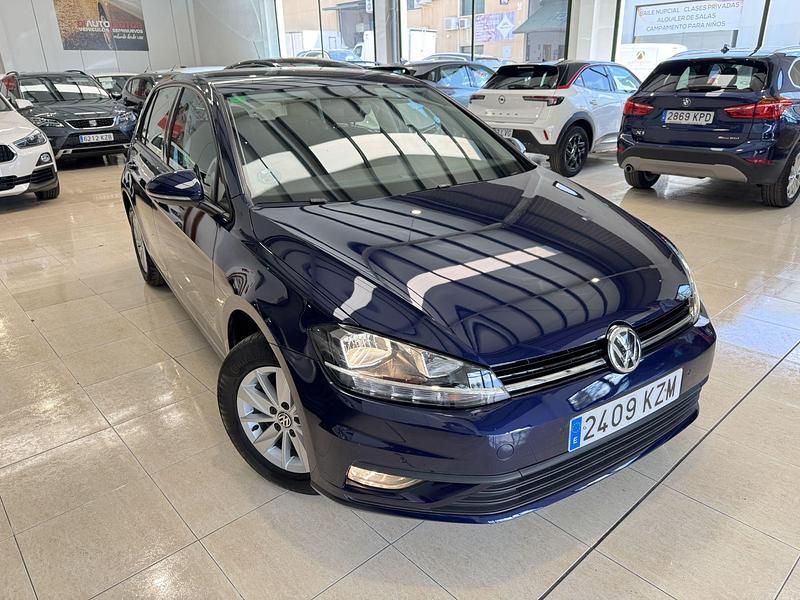 Azul Usado 2019 VW Golf VII Berlina | 19.499 € (Precio justo) - Imagen 1/4
