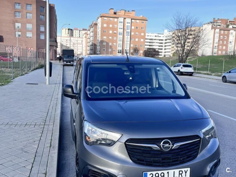 Usado Opel Combo Life Elegance 102 CV (75 kW) 2021 Gris / plata Monovolumen