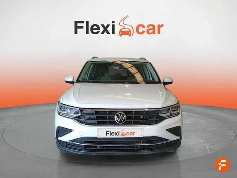 Usado VW Tiguan Life 150 CV (110 kW) 2021 Blanco SUV