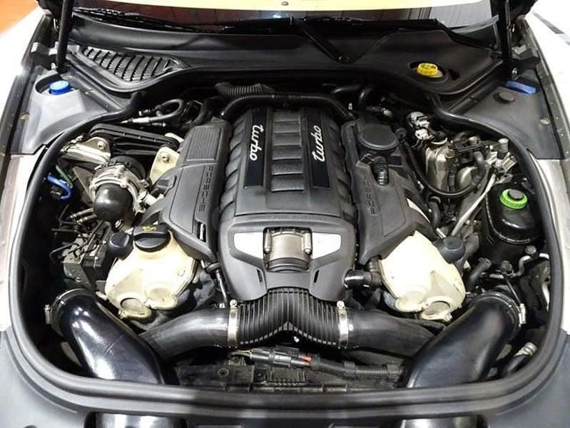Usado Porsche Panamera Turbo 500 CV (367 kW) 2012 Gris Berlina