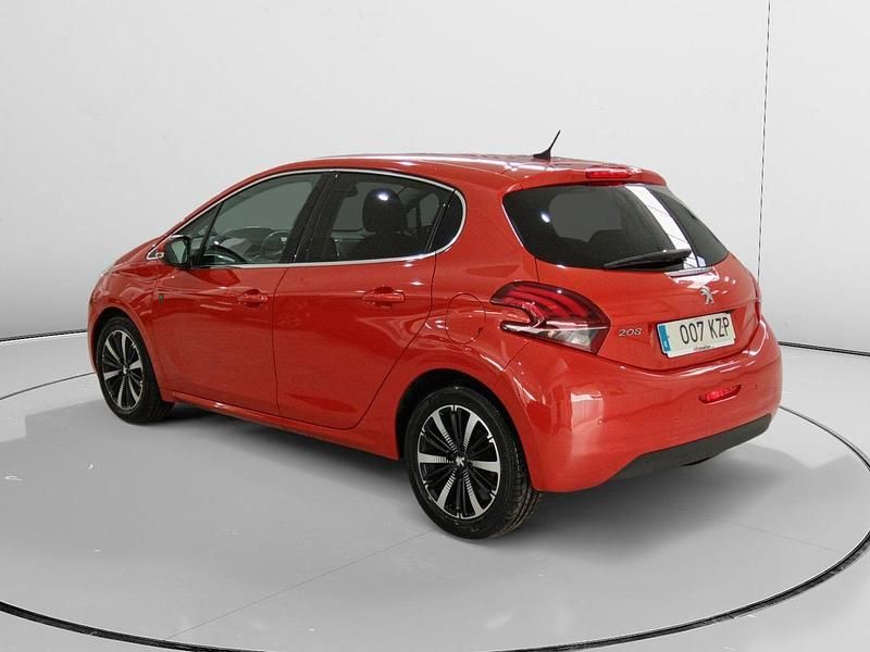 Usado Peugeot 208 S 102 CV (75 kW) 2019 Naranja Utilitario