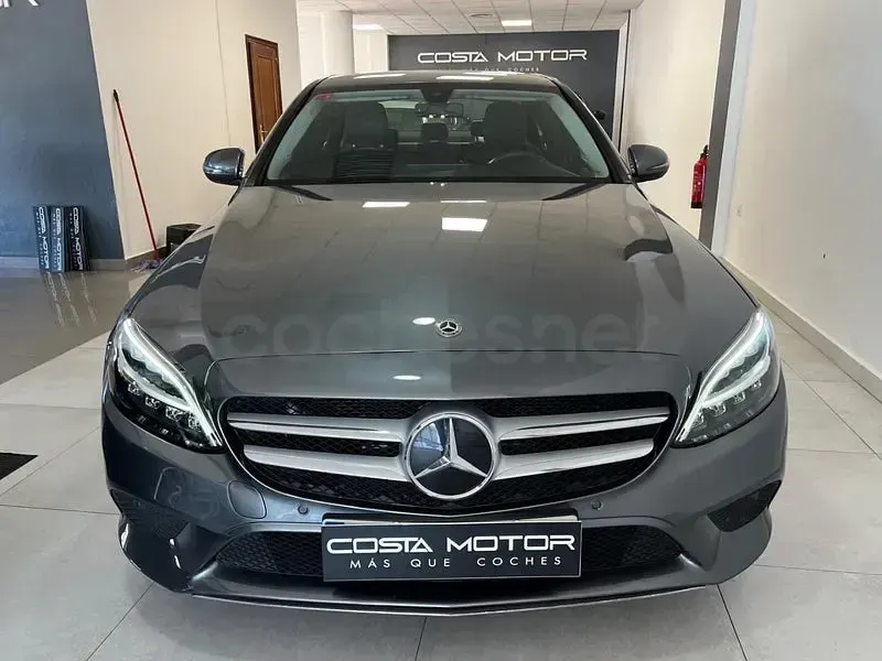 Usado Mercedes C200 184 CV (135 kW) 2021 Gris / plata Berlina