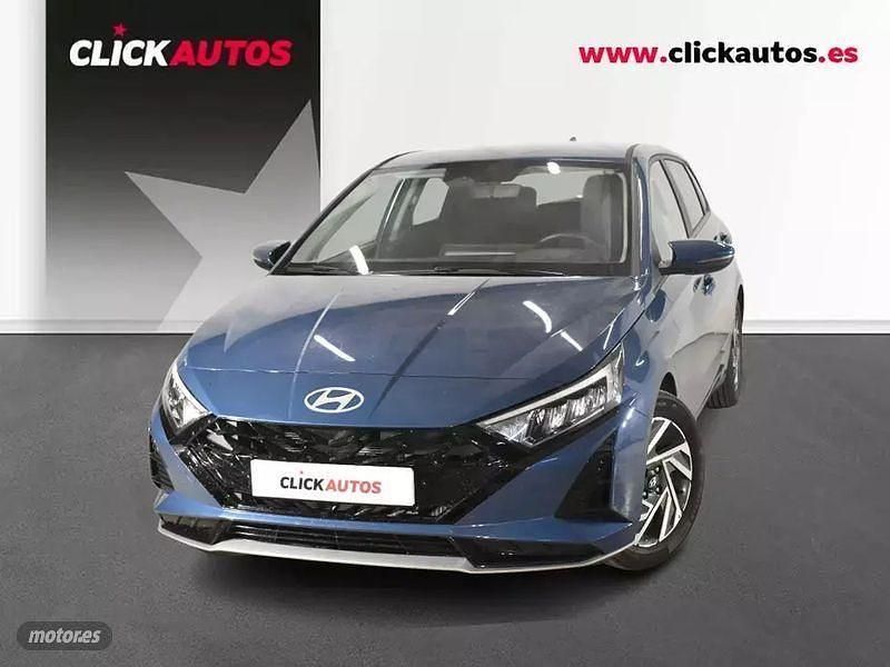 Azul Usado 2025 Hyundai i20 | 21.700 € (Precio justo) - Imagen 1/4
