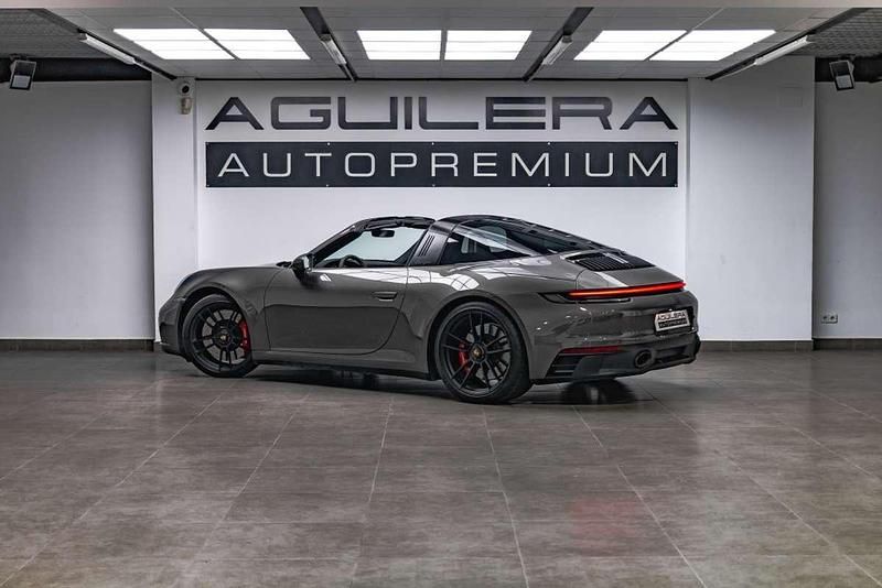 Usado Porsche 992 480 CV (353 kW) 2023 Gris Coupe