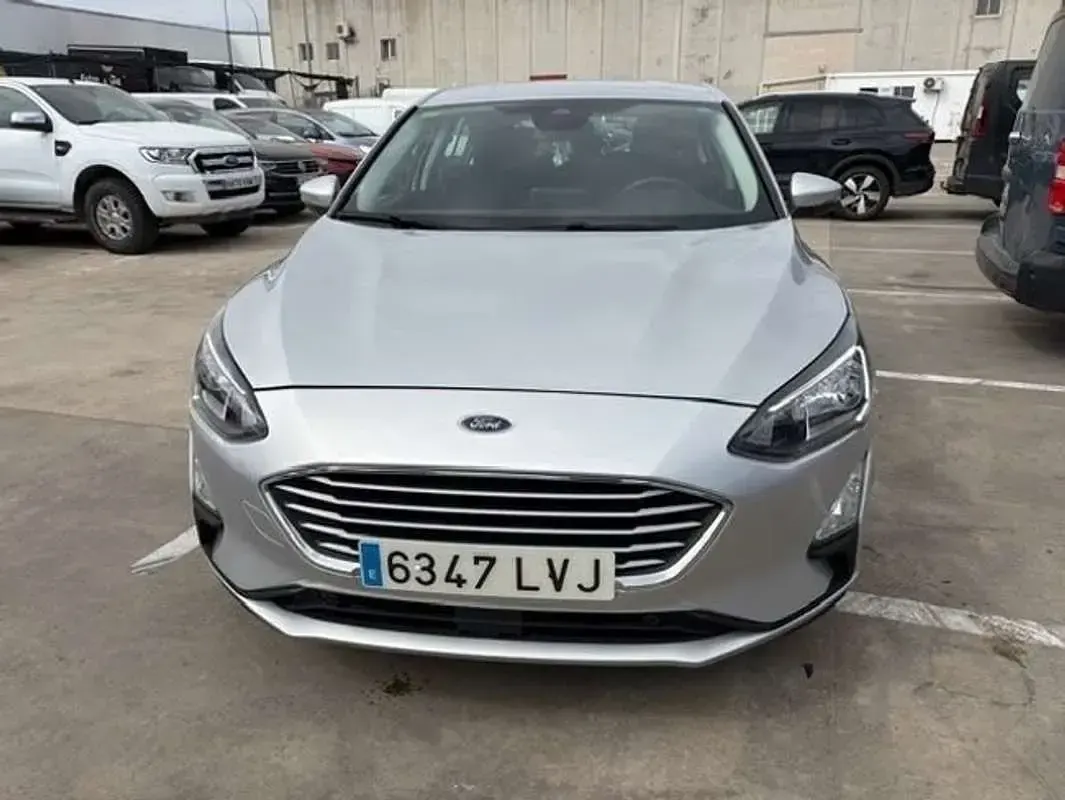 Usado Ford Focus Trend+ 125 CV (91 kW) 2021 Blanco Utilitario