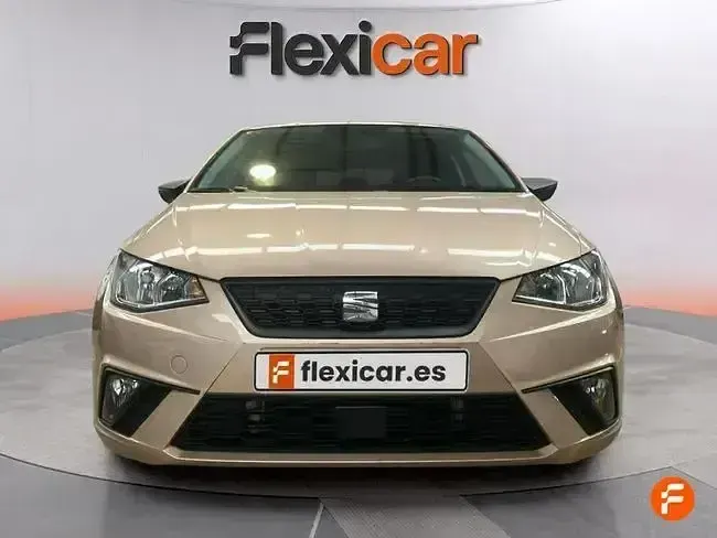 Usado Seat Ibiza Style 95 CV (69 kW) 2018 Gris Utilitario