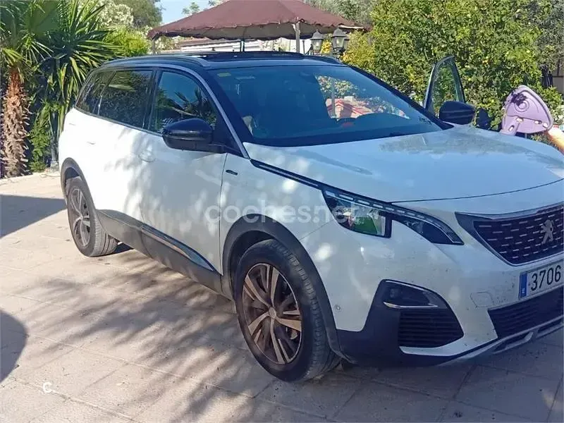 Usado Peugeot 5008 Active 130 CV (95 kW) 2018 Blanco SUV