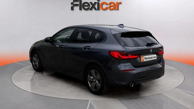 Usado BMW 116 116 CV (85 kW) 2021 Gris Utilitario