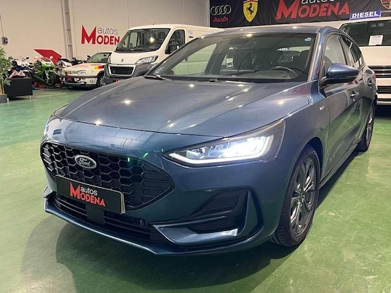 Usado Ford Focus ST-Line 125 CV (91 kW) 2023 Azul Utilitario