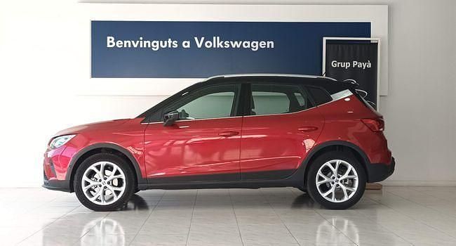 Usado Seat Arona FR 115 CV (84 kW) 2024 Rojo SUV