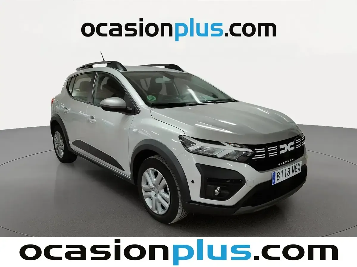 Usado Dacia Sandero Expression 91 CV (66 kW) 2023 Gris Berlina