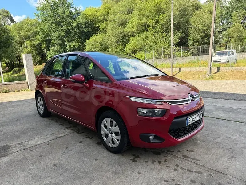 Usado Citroën C4 Picasso Attraction 115 CV (84 kW) 2013 Granate Monovolumen