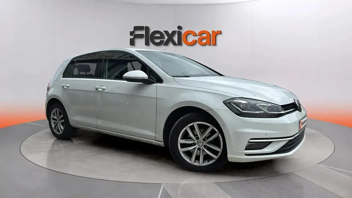 Usado VW Golf VII Advance 110 HP (80 kW) 2018 Sedan