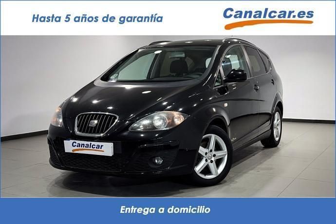 Usado Seat Altea XL Reference 105 CV (77 kW) 2013 Negro Monovolumen