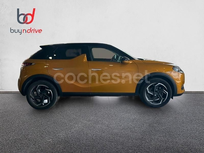 Usado DS Automobiles DS3 Crossback Grand Chic 130 CV (95 kW) 2020 Amarillo SUV