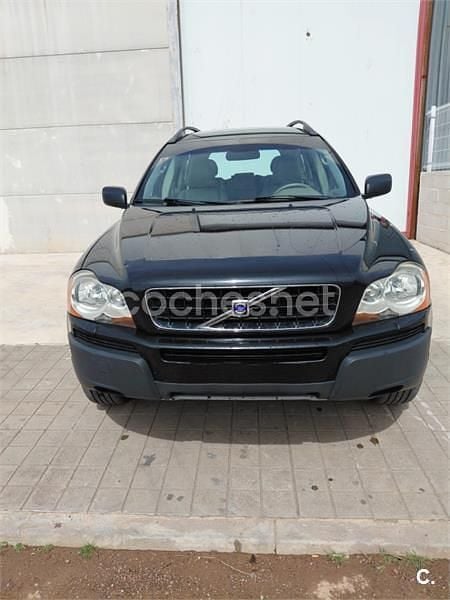 Usado Volvo XC90 Momentum 163 CV (119 kW) 2005 Negro SUV