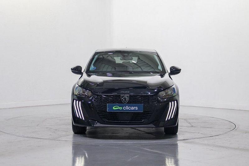 Usado Peugeot 208 Allure 101 CV (74 kW) 2025 Negro Utilitario