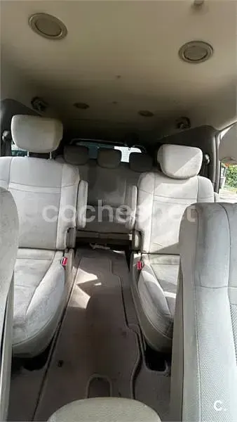 Usado SsangYong Rodius Limited 165 CV (121 kW) 2009 Negro Monovolumen