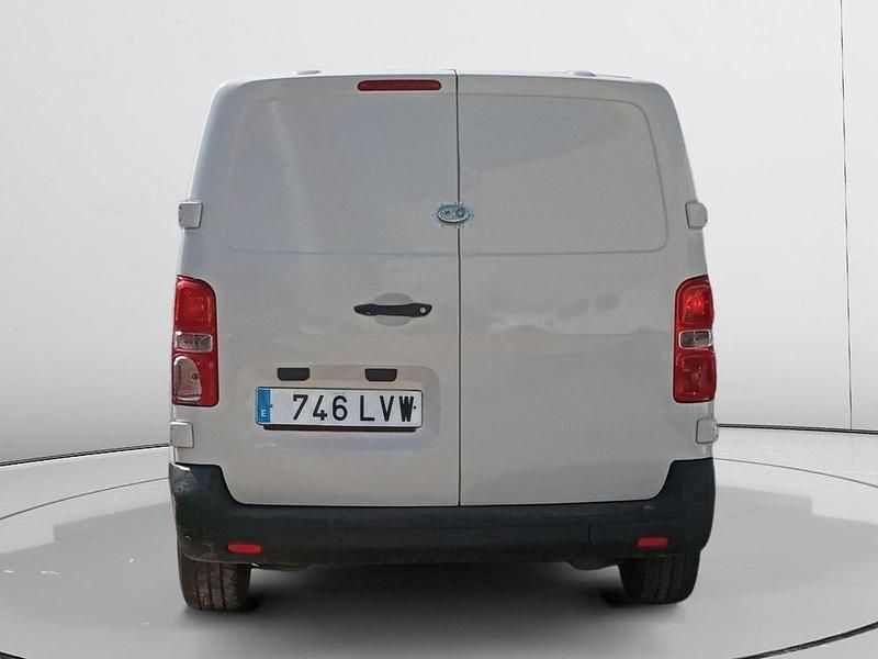 Usado Citroën Jumpy 103 CV (75 kW) 2022 Blanco Monovolumen