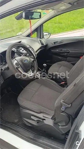 Usado Ford B-MAX Titanium 95 CV (69 kW) 2012 Blanco Monovolumen