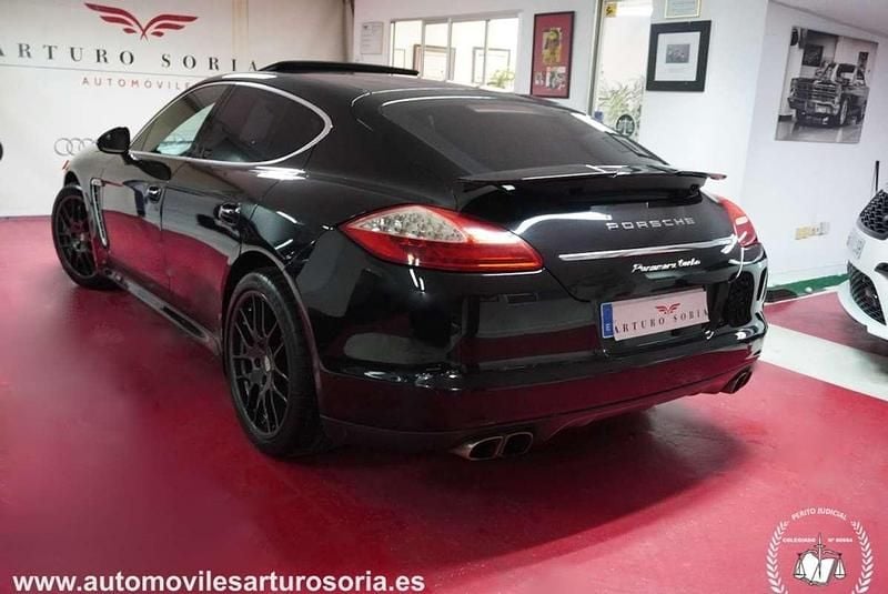 Usado Porsche Panamera Turbo 500 CV (367 kW) 2010 Negro Berlina