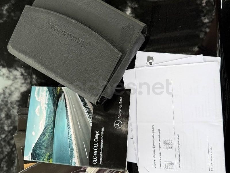 Usado Mercedes GLC350 320 CV (235 kW) 2017 Negro SUV