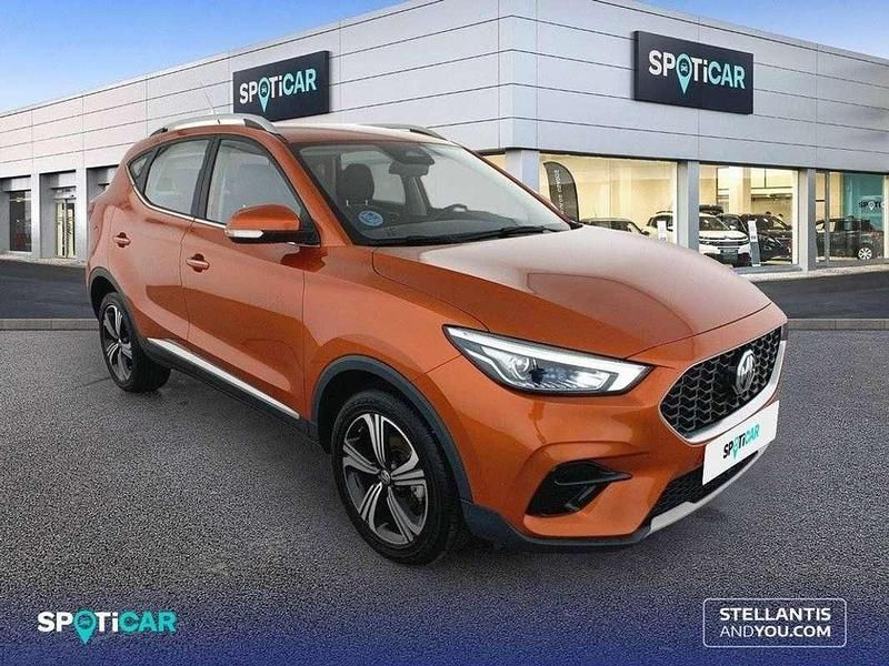 Usado MG ZS Comfort 107 CV (78 kW) 2025 Naranja SUV