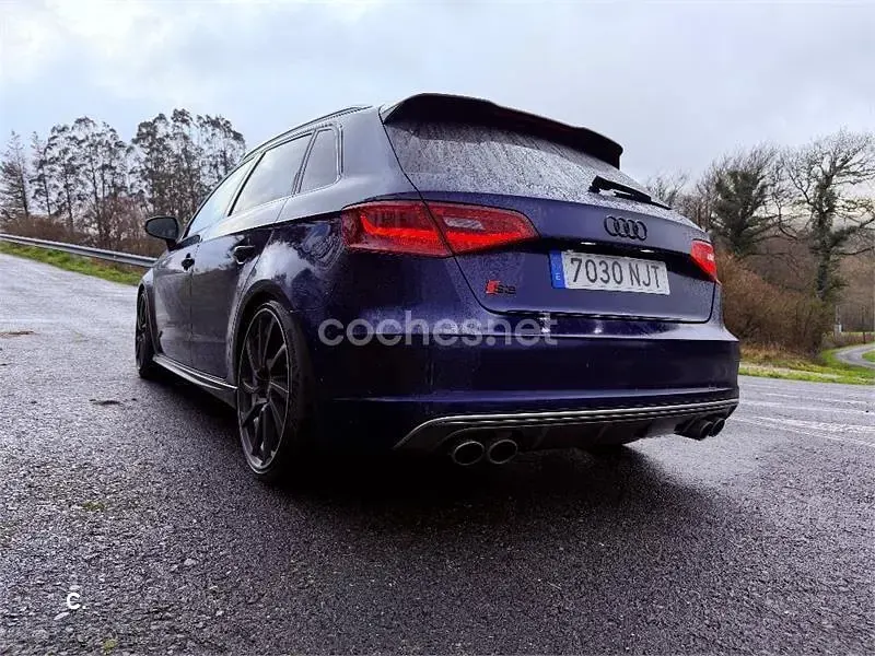 Usado Audi S3 300 CV (220 kW) 2014 Azul Berlina