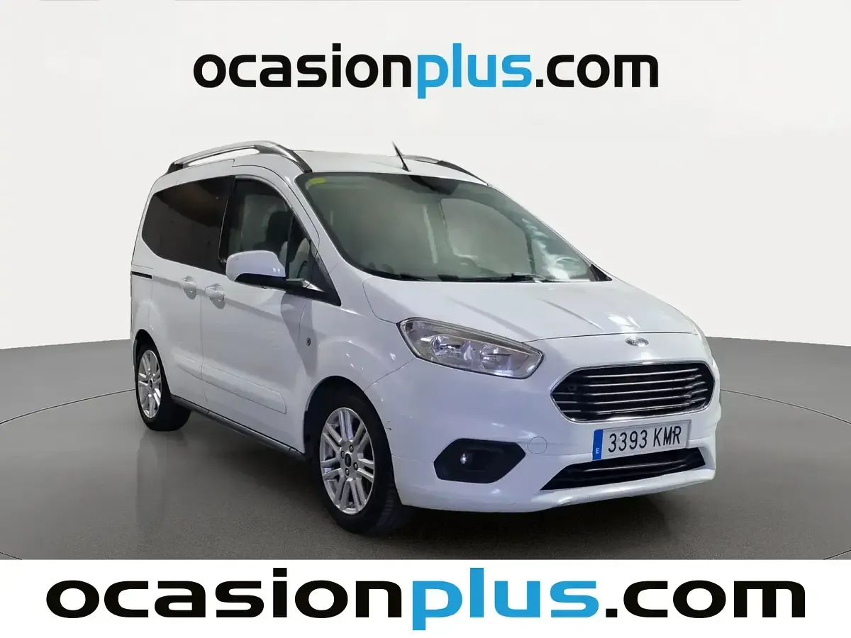 Usado Ford Tourneo Courier Titanium 100 CV (73 kW) 2018 Blanco Monovolumen