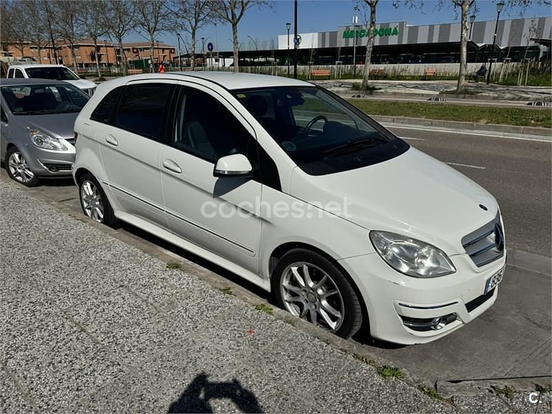 Usado Mercedes B160 Sport Edition 95 CV (69 kW) 2010 Blanco Monovolumen