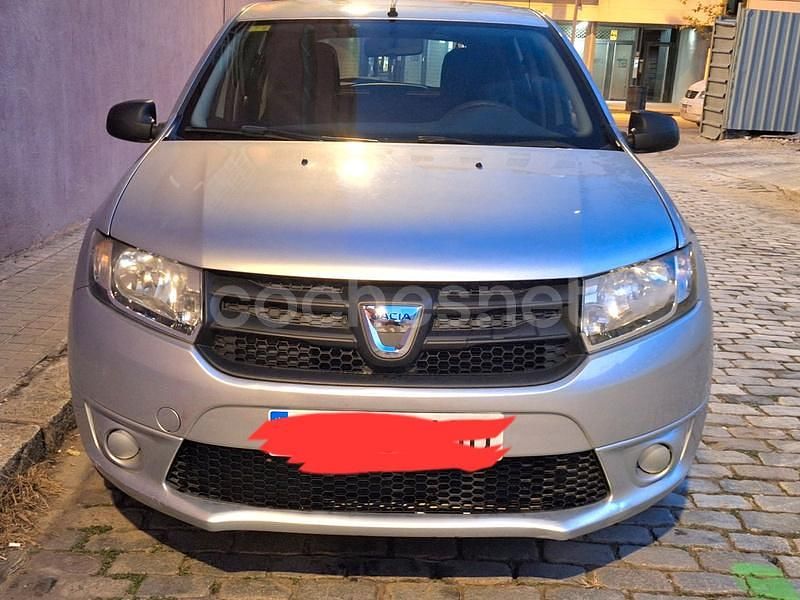 Usado Dacia Sandero Ambiance 75 CV (55 kW) 2015 Gris / plata Berlina