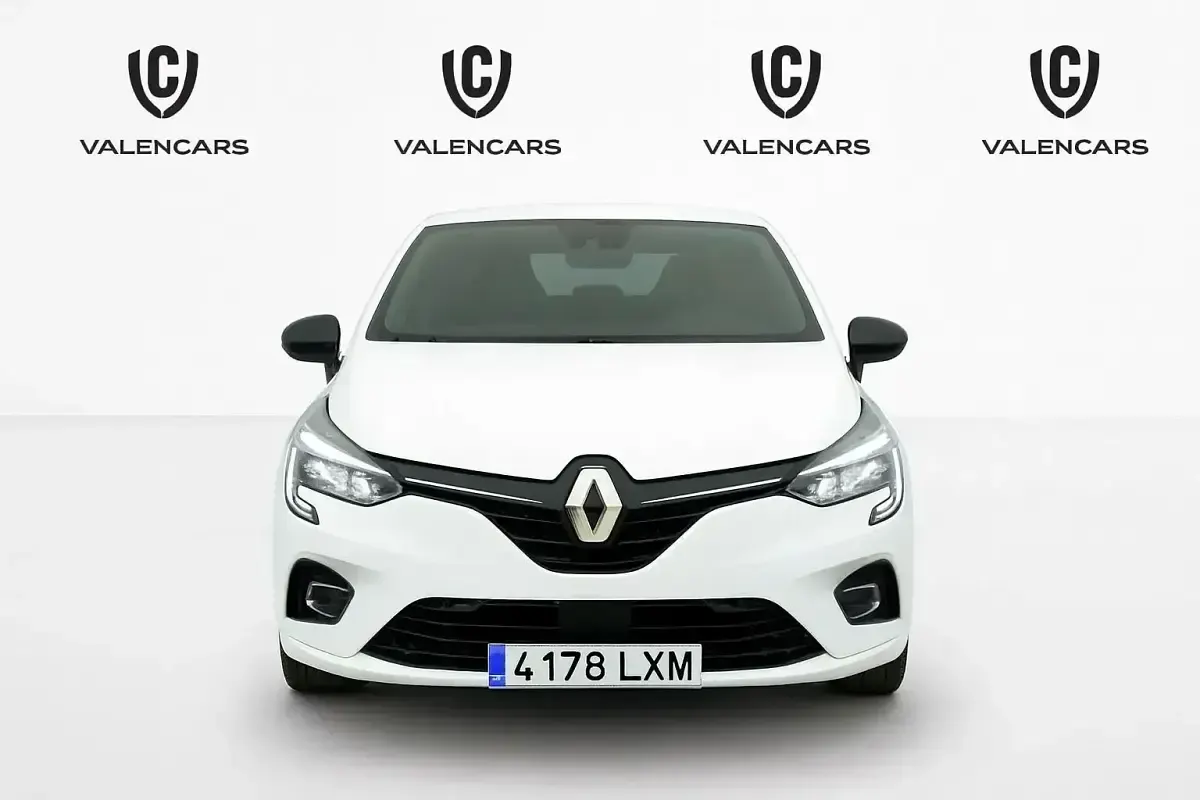 Usado Renault Clio SE 67 CV (49 kW) 2022 Blanco Utilitario