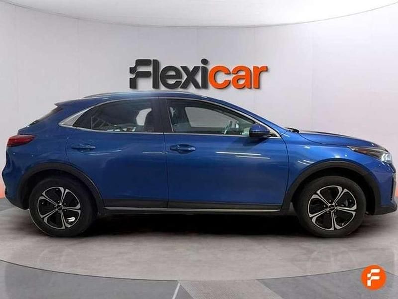 Usado Kia XCeed GT-Line 160 HP (117 kW) 2023 Azul SUV