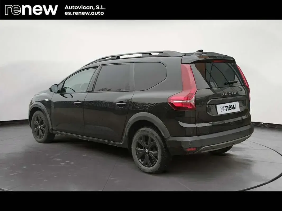 Usado Dacia Jogger Extreme 110 CV (80 kW) 2022 Negro Monovolumen