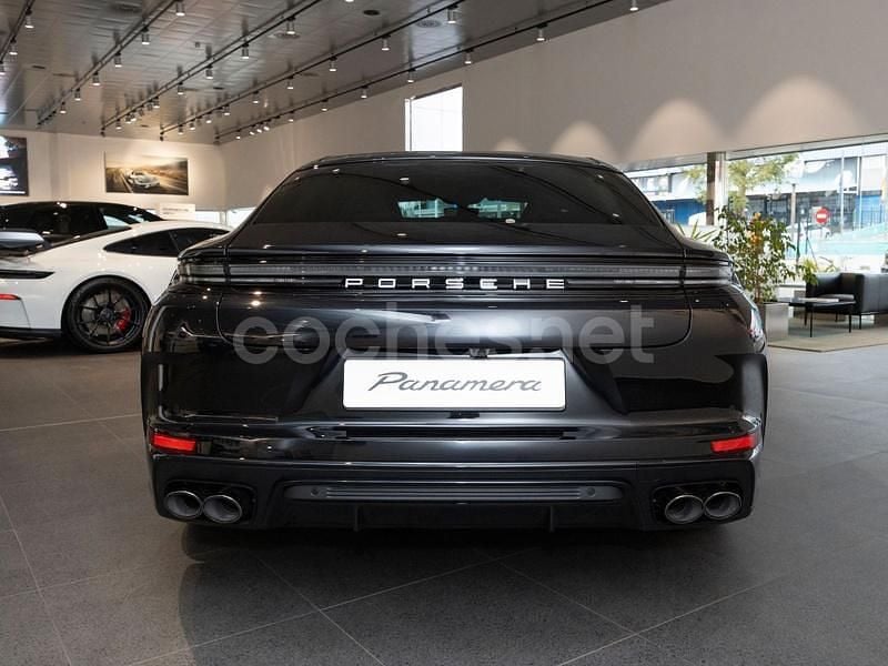 Nuevo Porsche Panamera 4 470 CV (345 kW) 2025 Negro Berlina