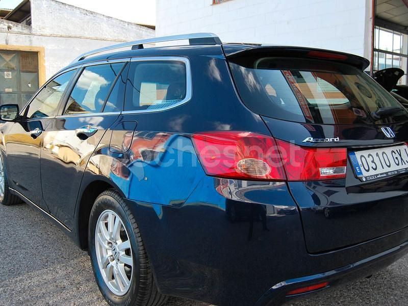 Usado Honda Accord Elegance 150 CV (110 kW) 2010 Azul Familiar