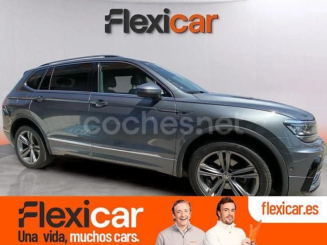 Gris / plata Usado 2020 VW Tiguan Allspace Sportline SUV | 33.390 € (Un poco caro) - Imagen 1/4