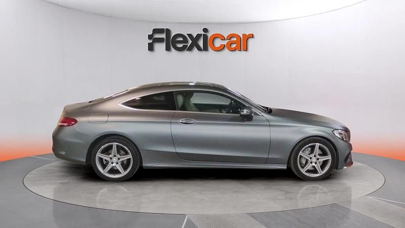 Usado Mercedes C300 245 CV (180 kW) 2016 Gris Coupe