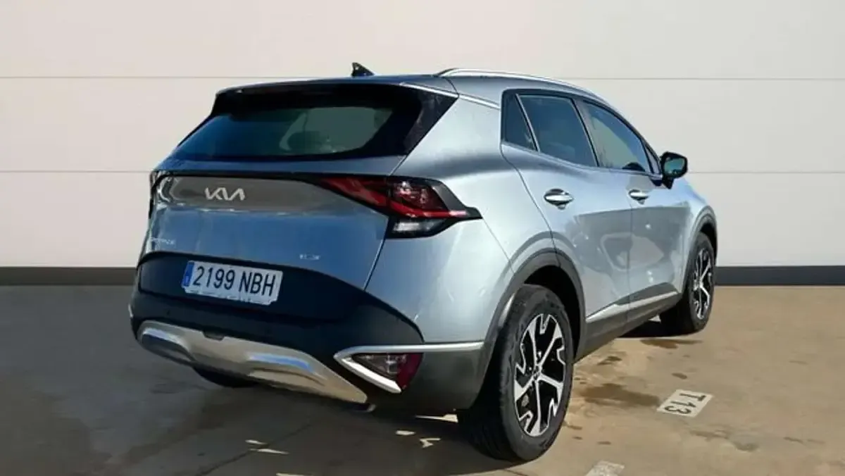 Usado Kia Sportage 215 CV (158 kW) 2025 Plateado SUV
