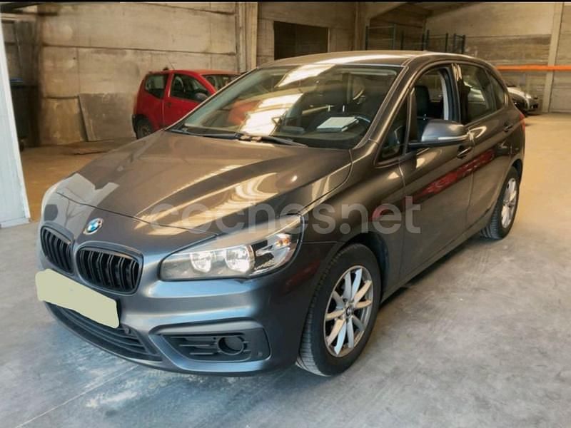 Gris / plata Usado 2018 BMW 216 Active Tourer Monovolumen | 9990 € (Super precio) - Imagen 1/4