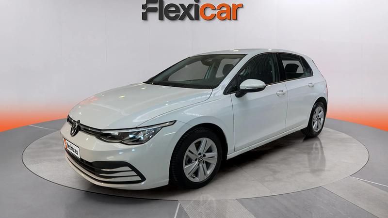 Usado VW Golf VIII Life 110 CV (80 kW) 2021 Blanco Berlina