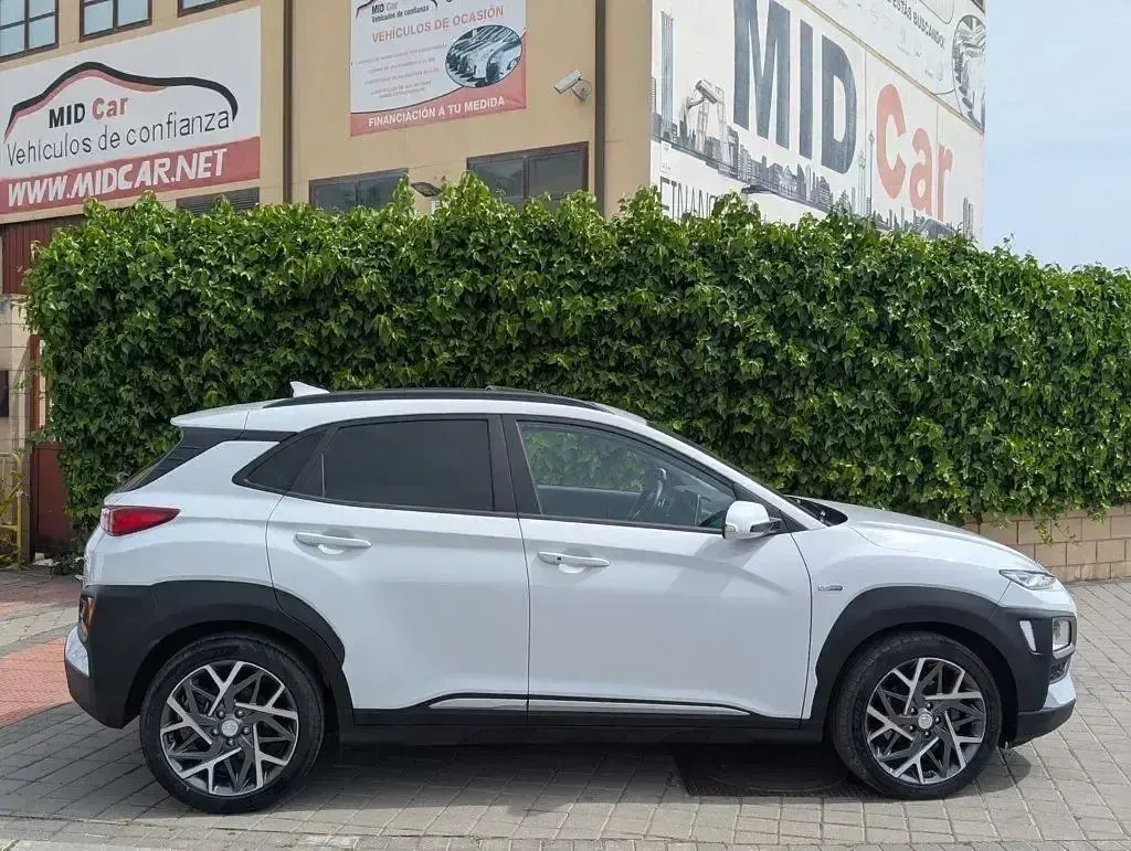 Usado Hyundai Kona Style 141 CV (103 kW) 2020 Blanco SUV