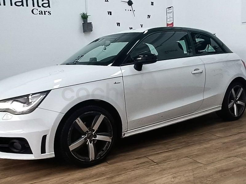 Usado Audi A1 Ambition 105 CV (77 kW) 2014 Blanco Utilitario