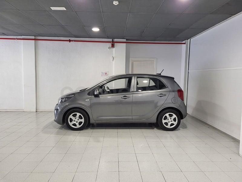 Usado Kia Picanto 67 CV (49 kW) 2021 Gris / plata Utilitario