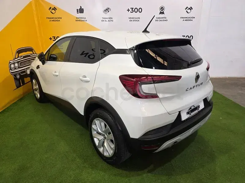 Usado Renault Captur Life 90 CV (66 kW) 2021 Blanco SUV