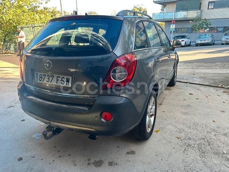 Usado Opel Antara Enjoy 150 CV (110 kW) 2007 Gris / plata SUV