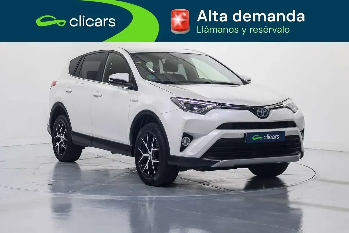 Używany Toyota RAV4 Hybrid 177 KM (130 kW) 2018 Biały SUV