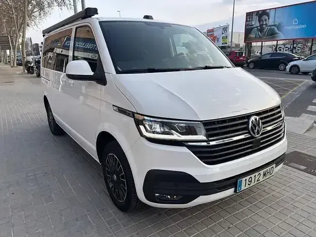 Usado VW Caravelle 150 CV (110 kW) 2023 Blanco Van
